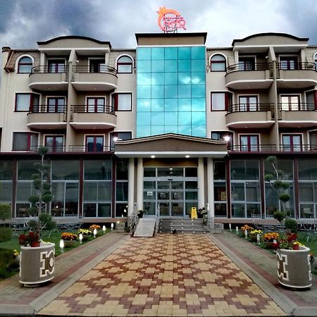Hotel Nar ゲヴゲリヤ エクステリア 写真