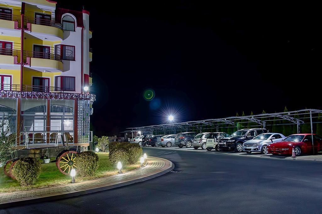 Hotel Nar ゲヴゲリヤ エクステリア 写真