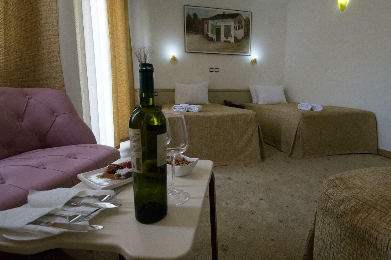 Hotel Nar ゲヴゲリヤ エクステリア 写真