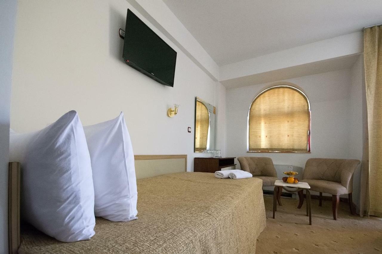 Hotel Nar ゲヴゲリヤ エクステリア 写真