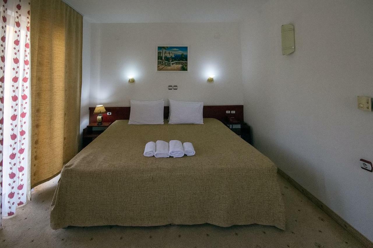 Hotel Nar ゲヴゲリヤ エクステリア 写真